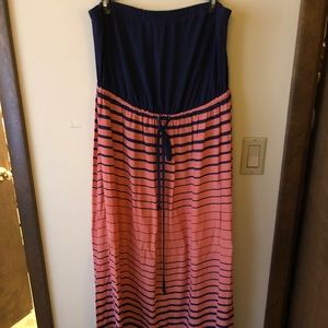 Plus size strapless dress